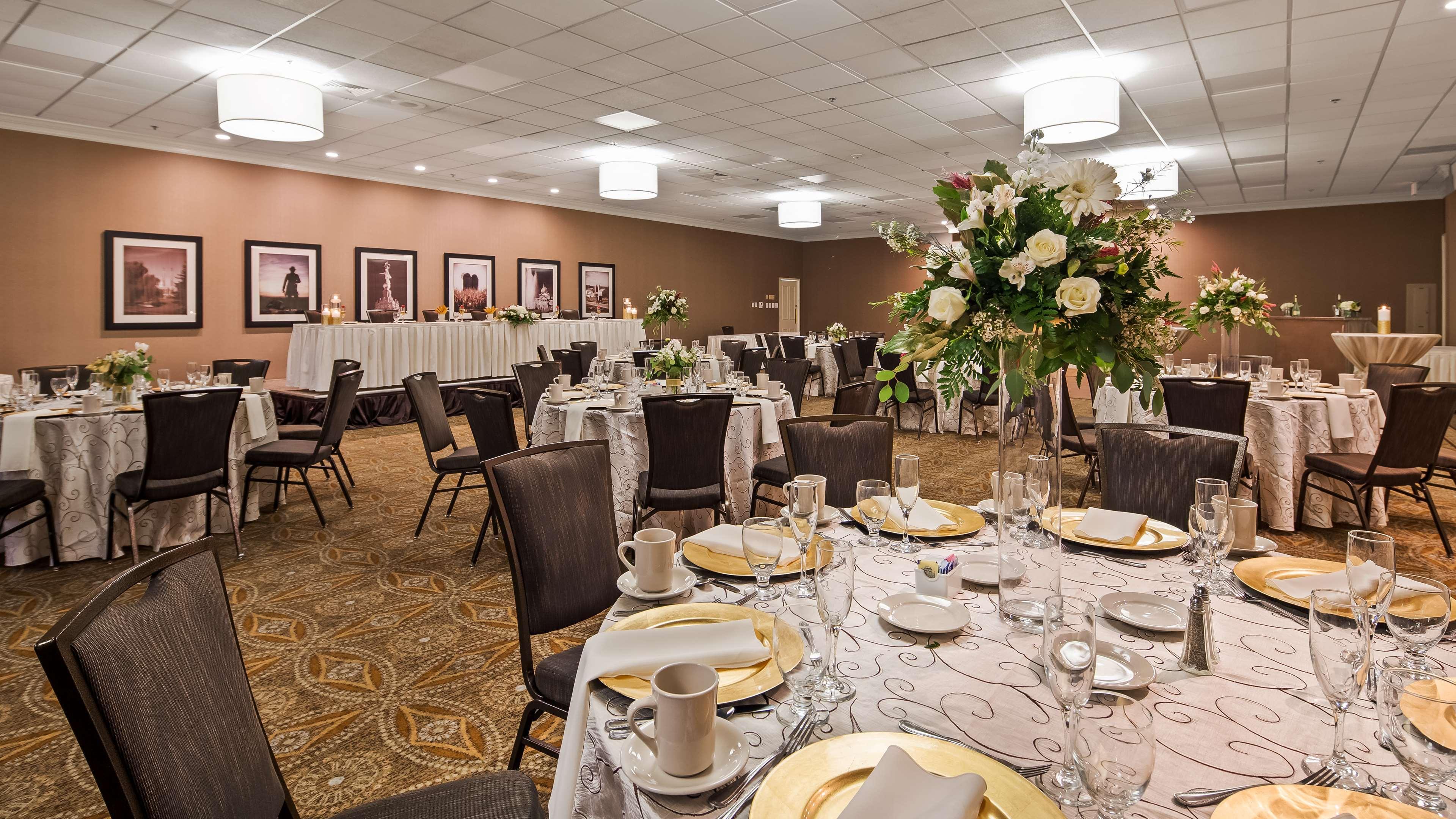 Western Premier The & Conference Center Hotel