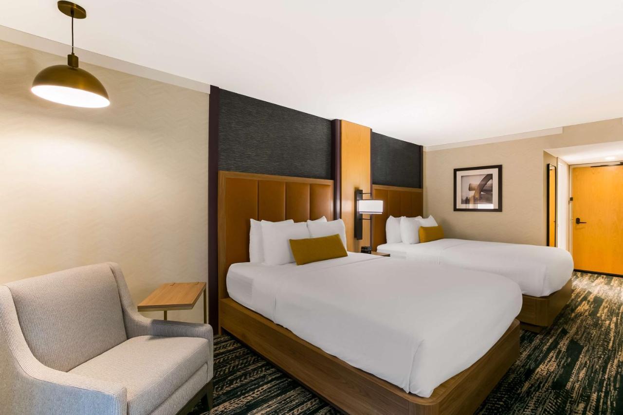 Hotel Western Premier The & Conference Center 4*