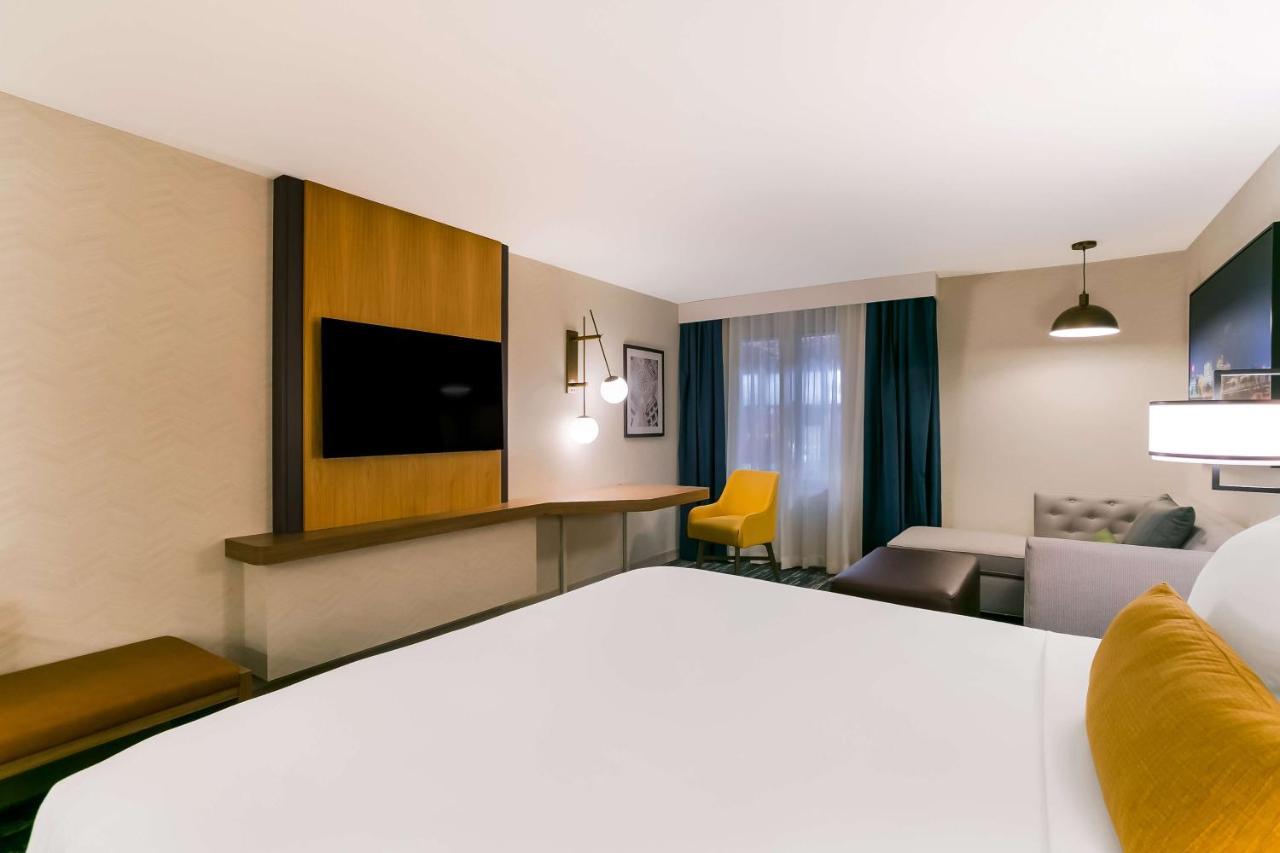 Western Premier The & Conference Center 4*