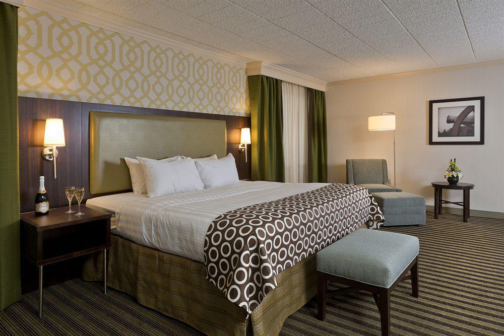 Western Premier The & Conference Center Hotel 4*